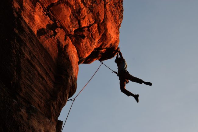 rock-climbing-gfb9a93fce_1920